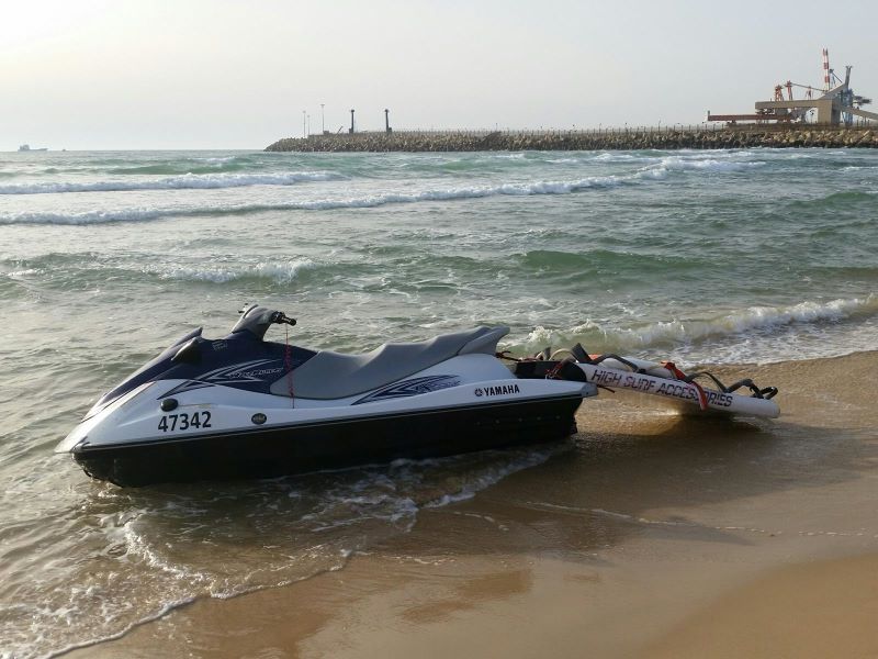 אופנוע ים בחוף באשדוד - אילוסטרציה (צילום: חנבו אמר)